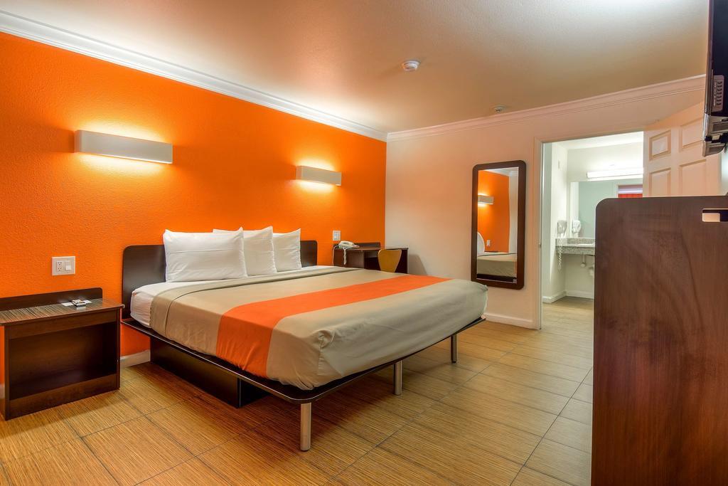Motel 6-Menifee, Ca Екстериор снимка