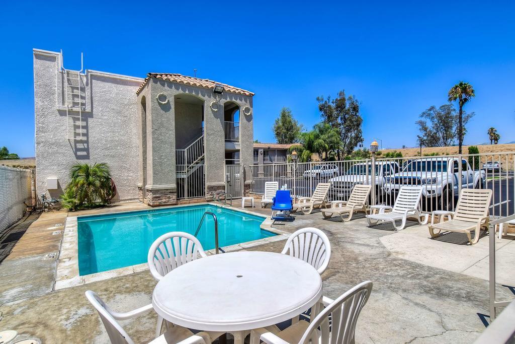 Motel 6-Menifee, Ca Екстериор снимка